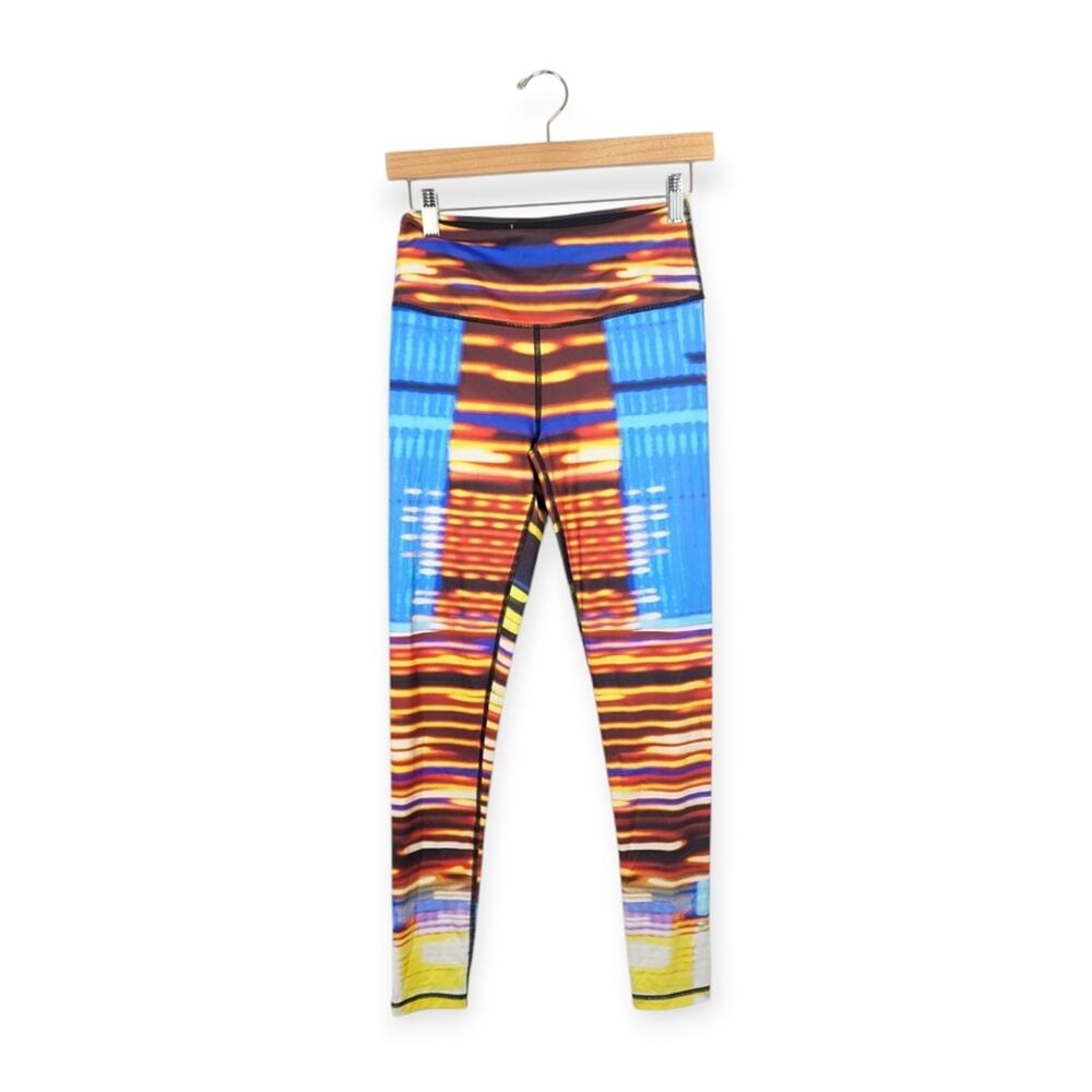 Victoria's Secret Sport Multicolor Blurred City Knockout Leggings Size S